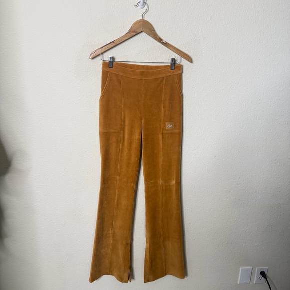 ALO Micro‎ Corduroy High-Waist Winter Break Flare Pant Womens Size L - Picture 2 of 4